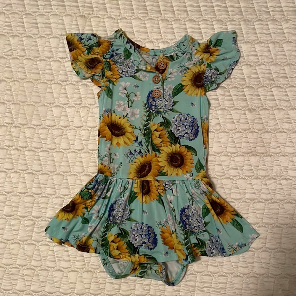Posh Peanut 12-18mo Henley Twirl Skirt Bodysuit Flower Dress